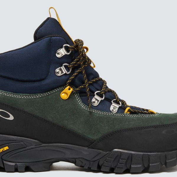 Oakley hiking boots online